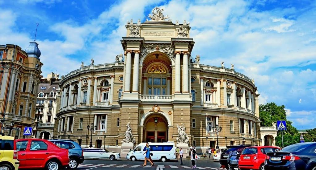 Apartment for Rent on Deribasovskaya street Odessa Eksteriør bilde