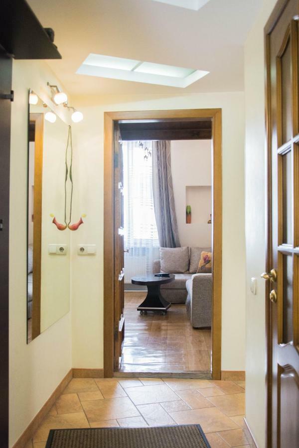 Apartment for Rent on Deribasovskaya street Odessa Eksteriør bilde